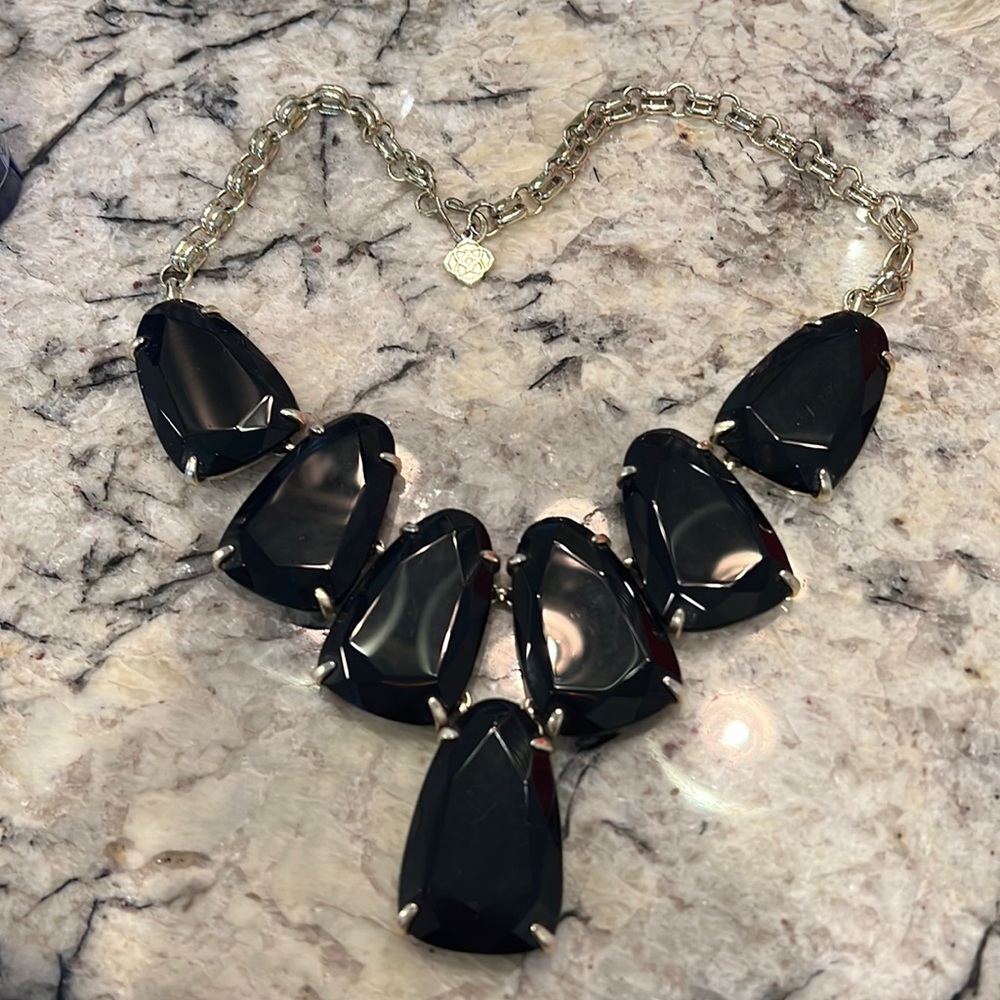 Kendra Scott Black Harlow Statement Necklace (GUC)